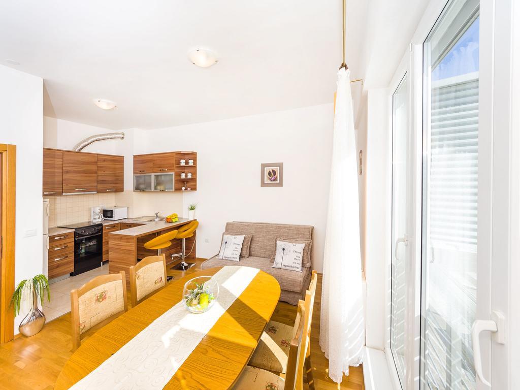 Apartament Populare Charming